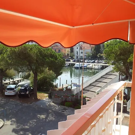 게스트하우스 Meuble Al Ponte 3*