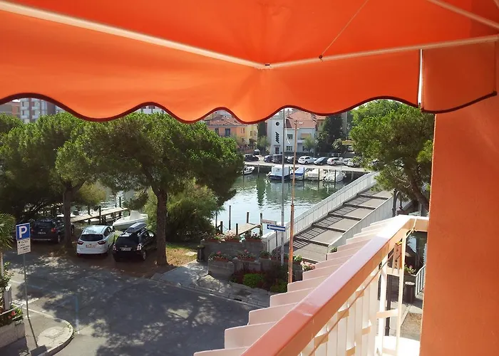 게스트하우스 Meuble Al Ponte 3*