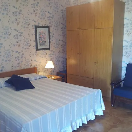 Meuble Al Ponte 3* Градо